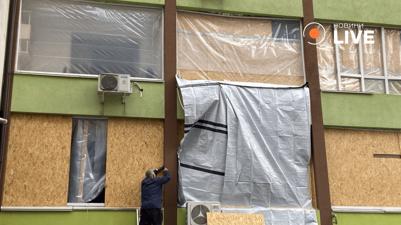 Petropavlivska Borshchahivka after shelling on September 28