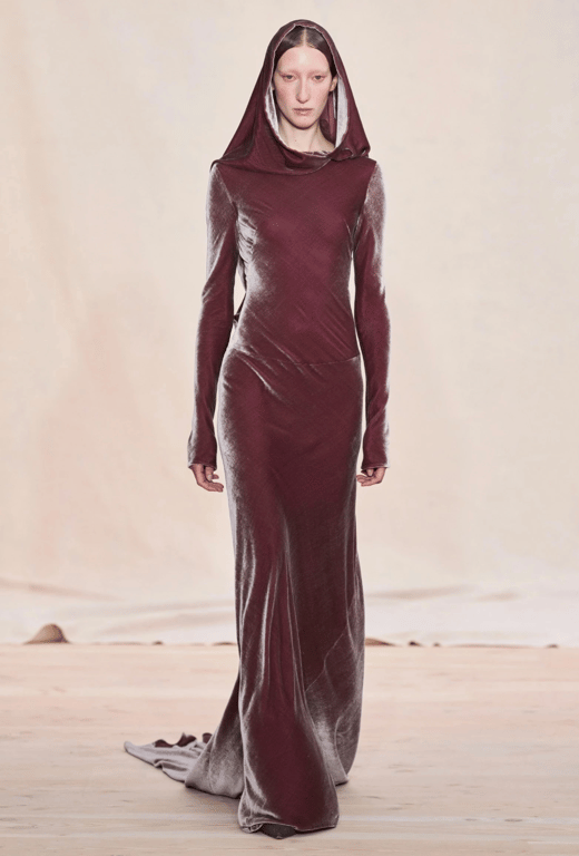 Оригінальні сукні в стилі бохо будуть дуже популярні в 2025