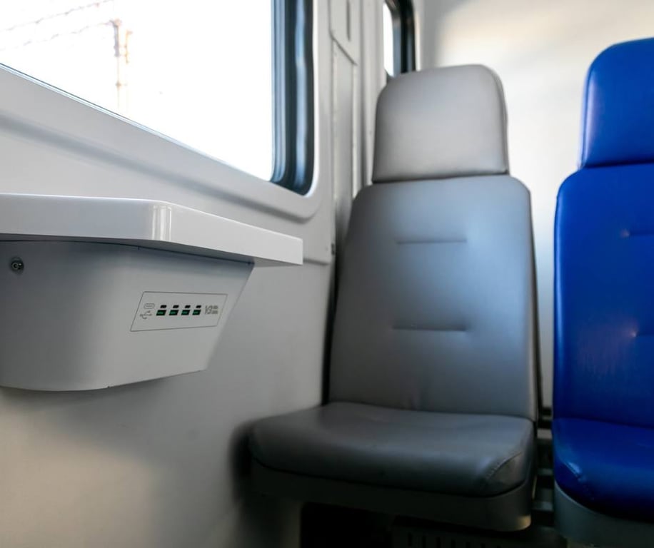 Укрзалізниця запускає ще один модернізований поїзд - фото 2