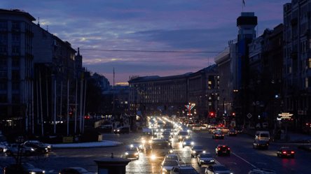 Свет завтра в Киеве и области — графики отключений в Новый год - 285x160