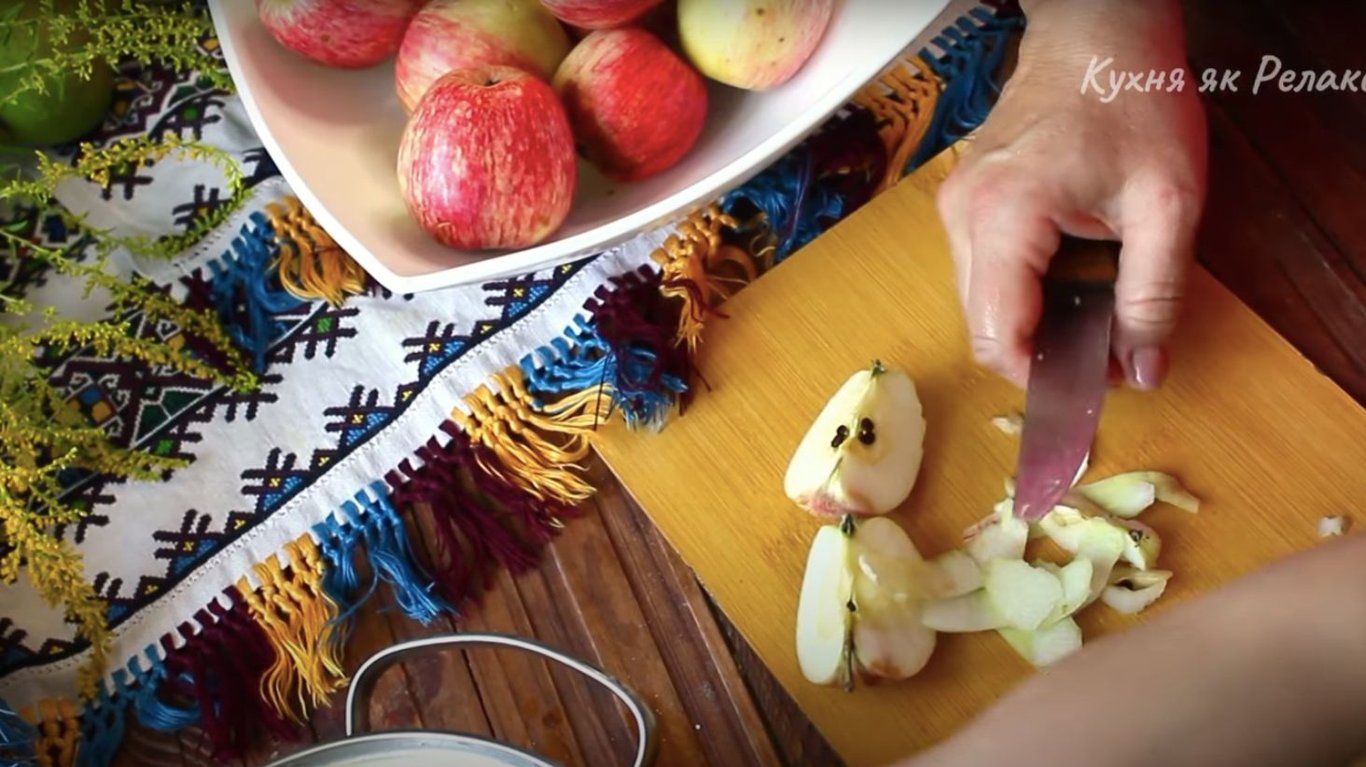 рецепт української страви з яблук 