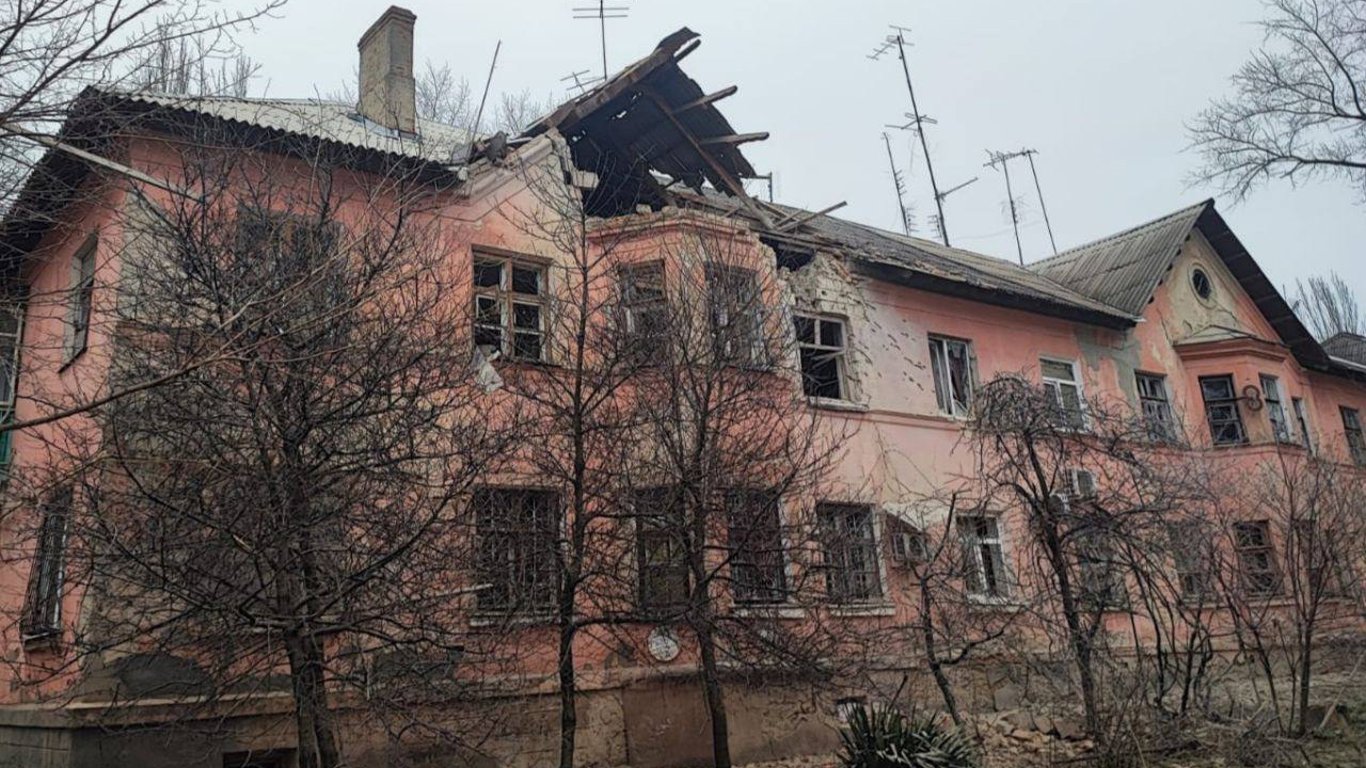 Росіяни атакували Марганець: загинули дві жінки, пошкоджені житлові будинки