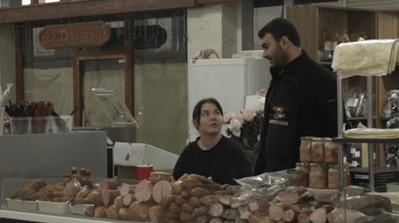 Вартість копченостей на ринку — що пропонують в Одесі - 290x166