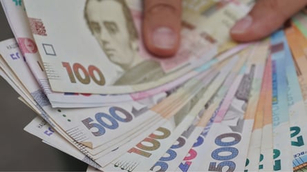 Деякі українці можуть отримати 5 тис. гривень — як зареєструватися - 285x160