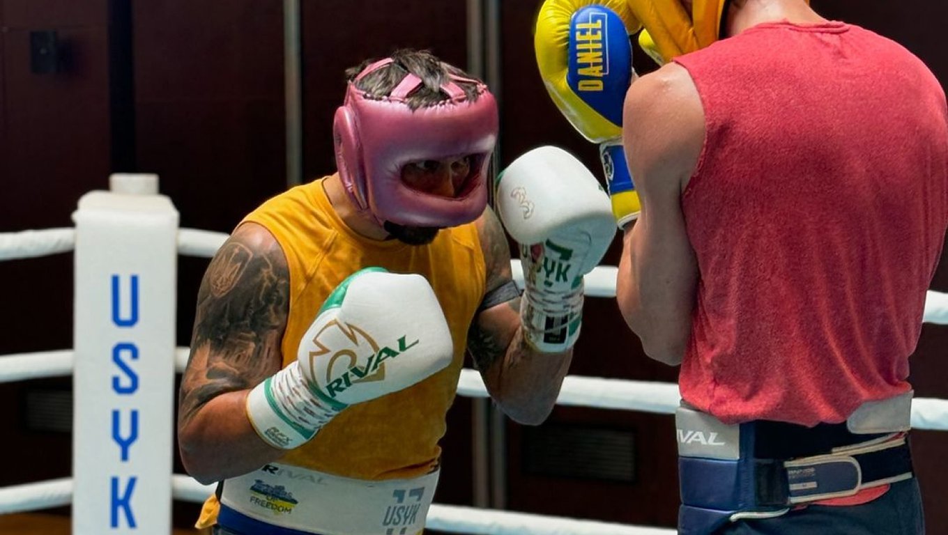 Олександр Усик