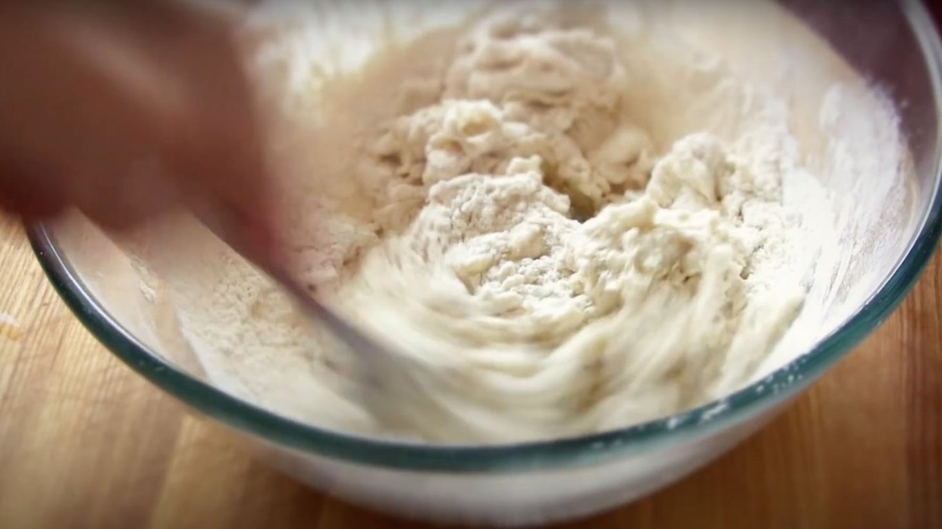 пісні чебуреки з грибами та гречкою