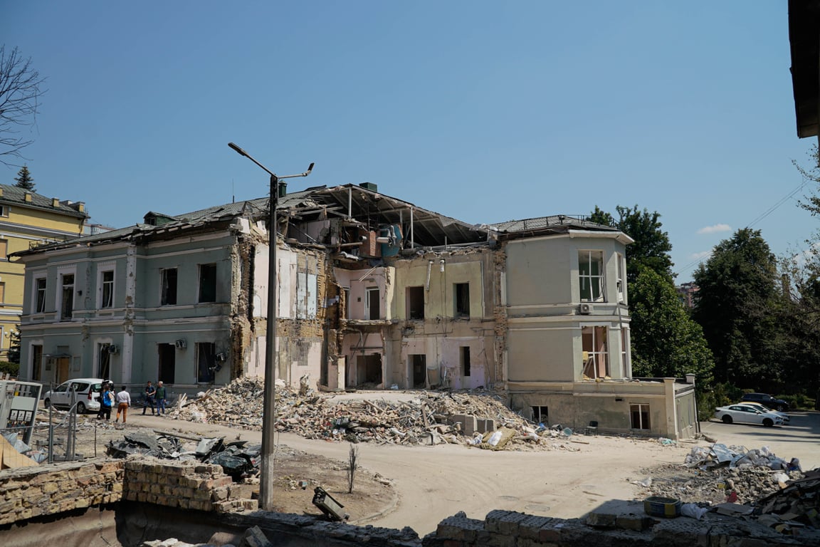 Наслідки російського удару по Охматдиту 8 липня