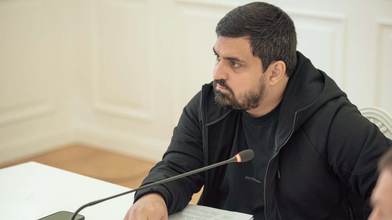 Ткаченко підтримав встановлення пам’ятника Мазепі та розкритикував ідею Кличка