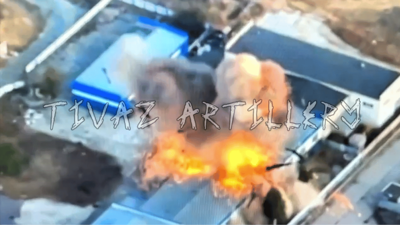 Военные ВСУ ударили по вражескому командному пункту из РСЗО HIMARS — видео