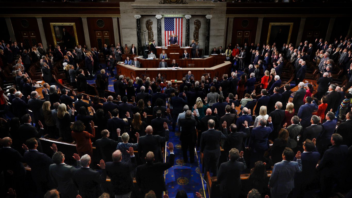 ЗМІ дізналися, чи є шанс на схвалення Сенатом США допомоги Україні до кінця року