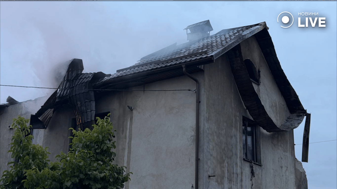 У Львові після нічної атаки виявили уламки російського дрона - фото 3