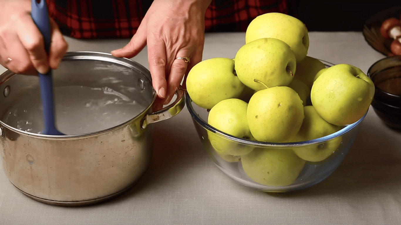 рецепт квашених яблук