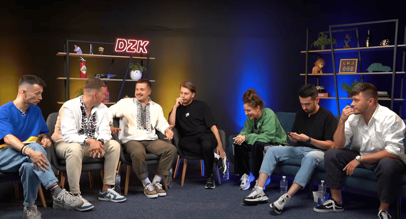 Десятичасовой выпуск украинского канала "Львы на джипе"