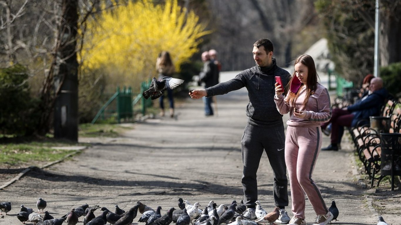 Аномальна погода — у Києві зафіксували відразу чотири рекорди 2 квітня