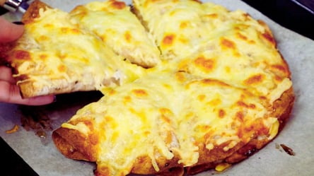 Лінива піца за 15 хвилин на сніданок — знадобиться 3 тортильї - 285x160