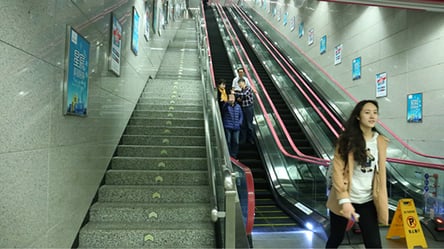 Де знаходиться найглибша станція метро у світі — відео - 285x160