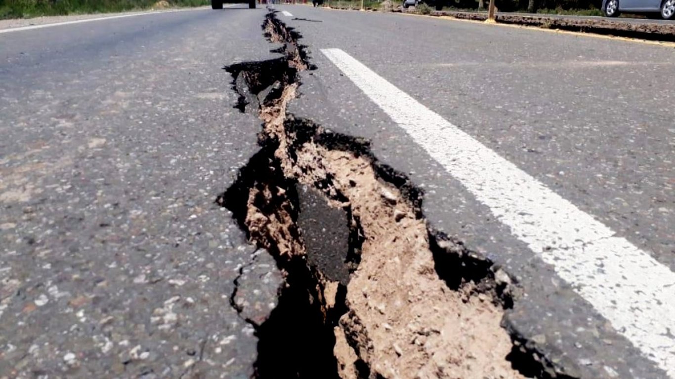 В Украине в Закарпатье зафиксировали землетрясение: детали