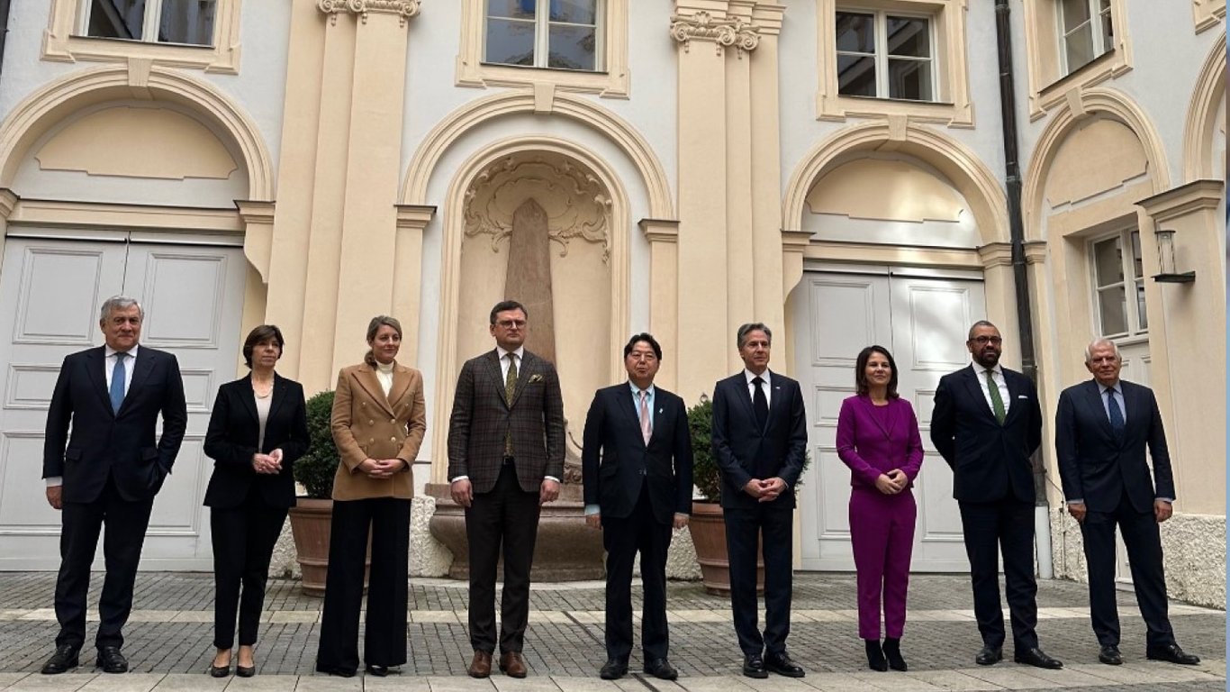 Дмитро Кулеба озвучив результати зустрічі міністрів G7