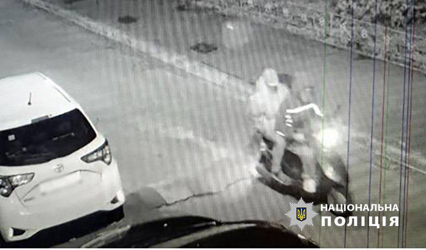 У Києві затримали підпалювачів військових автомобілів - фото 1