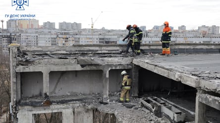 Рятувальники показали, як розбирають зруйновані багатоповерхівки на Північній Салтівці - 285x160