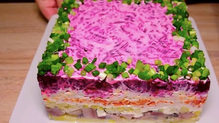 Селедка под шубой, которая исчезает первой со стола — рецепт - 285x160