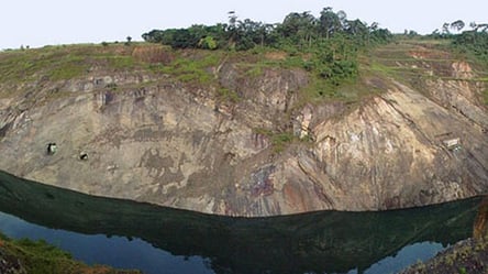 Ученые нашли ядерный реактор, который работал миллиарды лет - 285x160