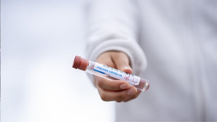 В Україні виявили першого хворого на новий штам Covid-19: чи вплине це на вакцинацію - 285x160