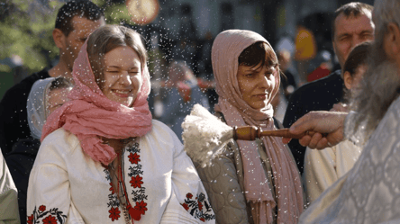 Великдень 2026 в Україні: чому святкуємо у дві різні дати - 285x160