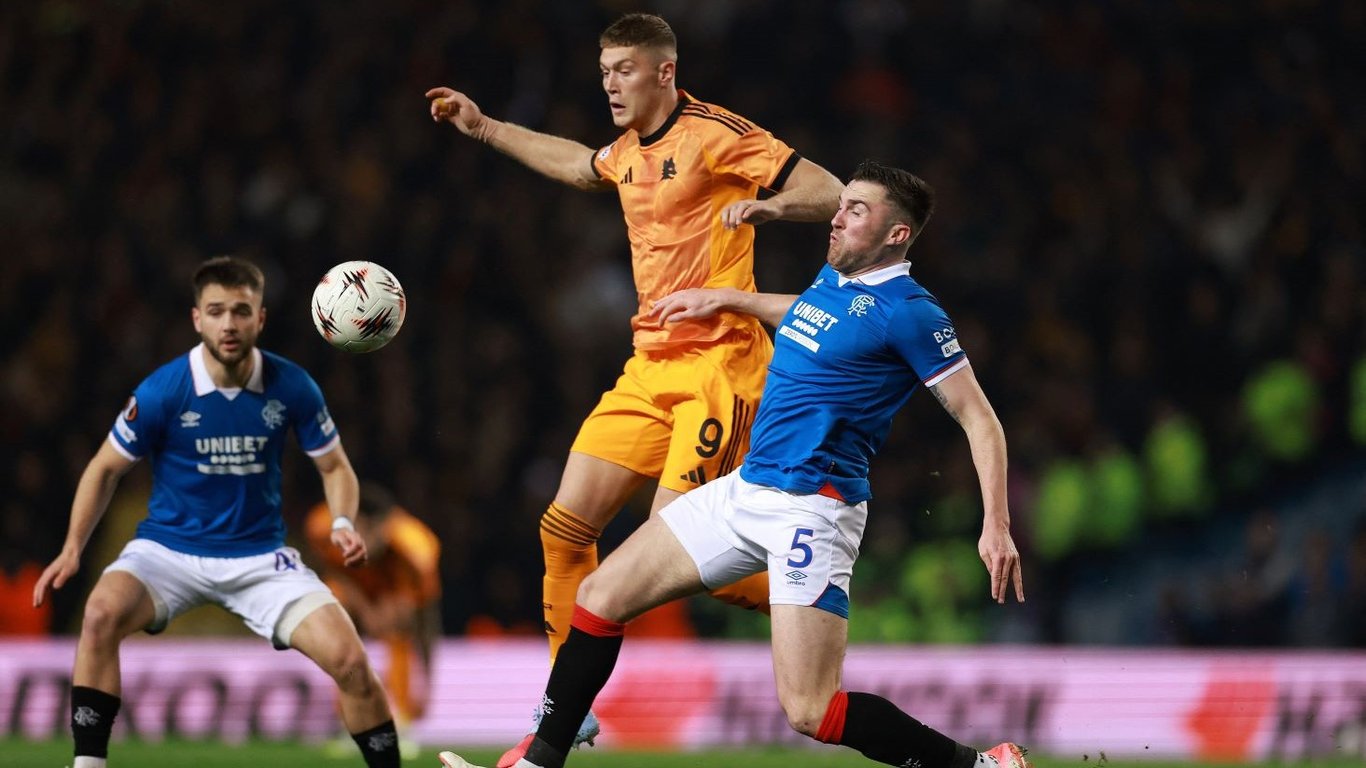 Артем Довбик