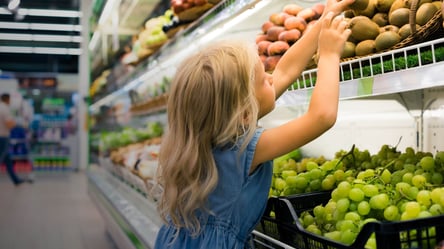 Цены на продукты в Украине — на сколько в феврале подорожали фрукты - 285x160