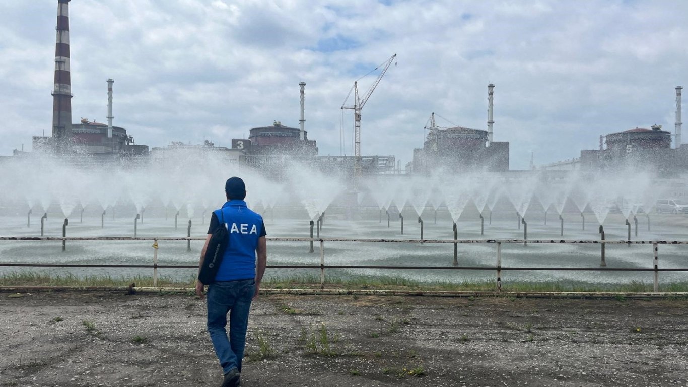 В результате атаки дрона на ЗАЭС пострадала подстанция