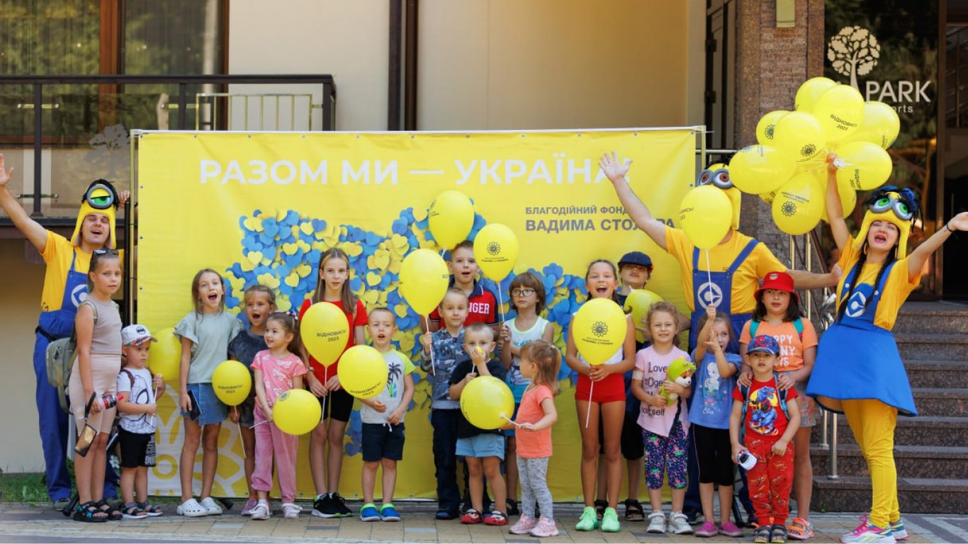 Проєкт Вадима Столара "Відновись" допоміг близько 1000 українцям за рік