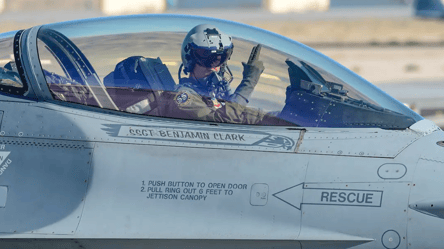 Норвегія відправить до Данії два винищувачі F-16 для тренування пілотів ЗСУ - 285x160