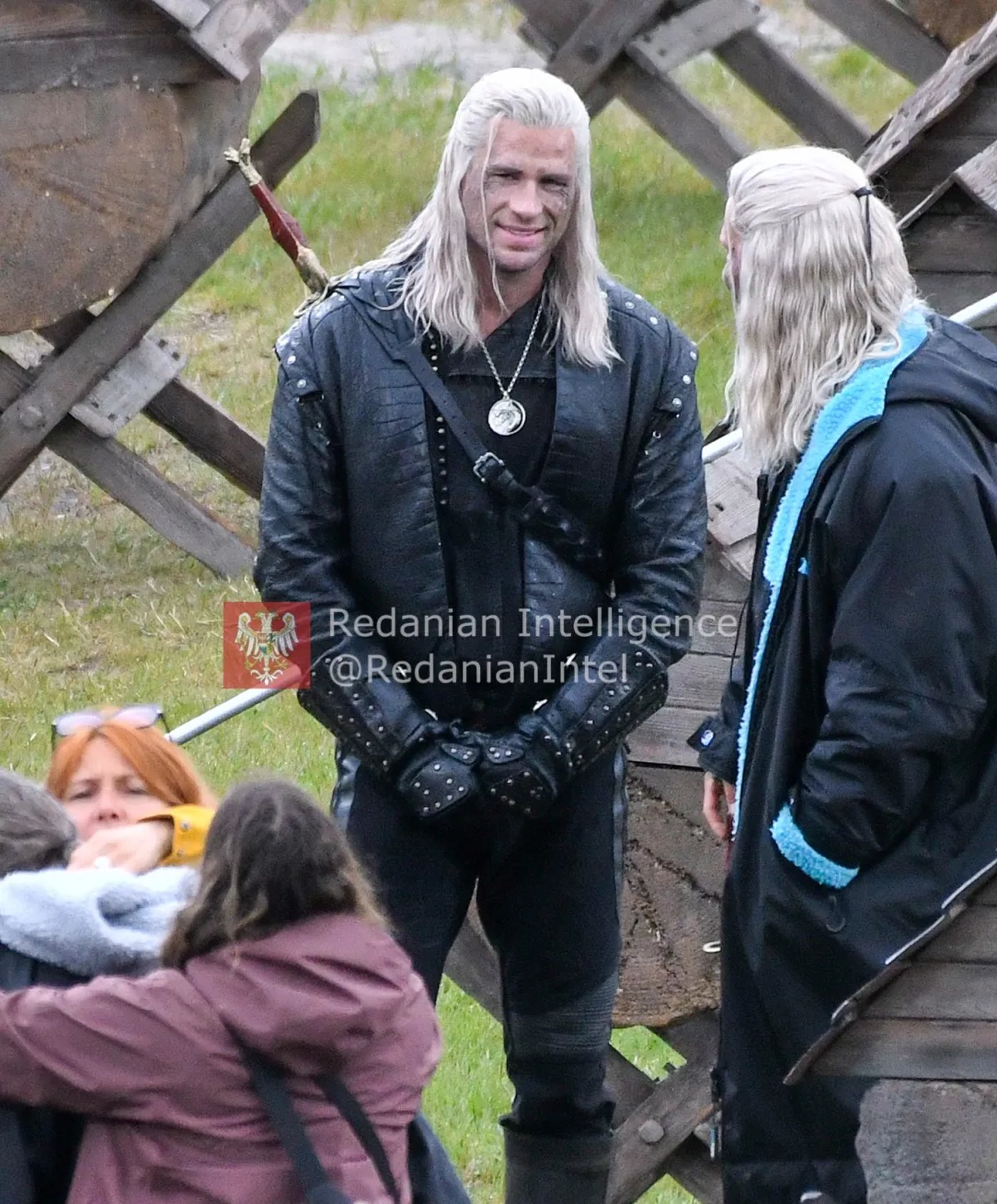 Ліам Гемсворт у серіалі Відьмак - фото