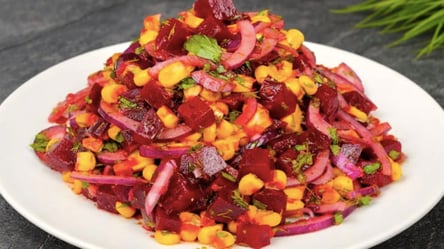 Салат із буряком та кукурудзою — смачне поєднання "за копійки" - 285x160