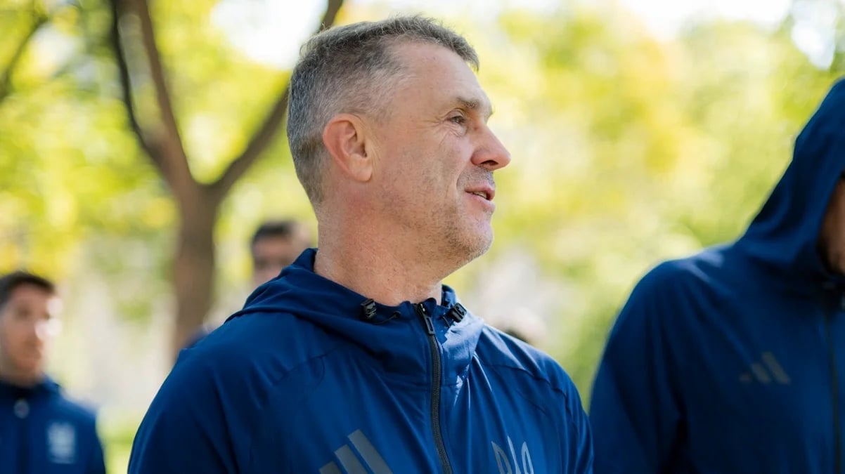 Сергей Ребров