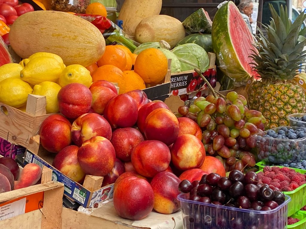 Сезон кавунів та динь на ринках Львова відкритий — які ціни та, чи є попит - фото 2