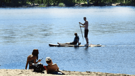 Пляжный отпуск 2025 — сколько стоит в Киеве, Львове и Одессе - 285x160