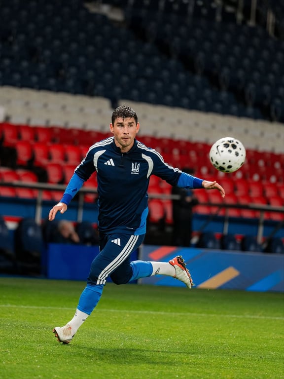 Руслан Малиновский