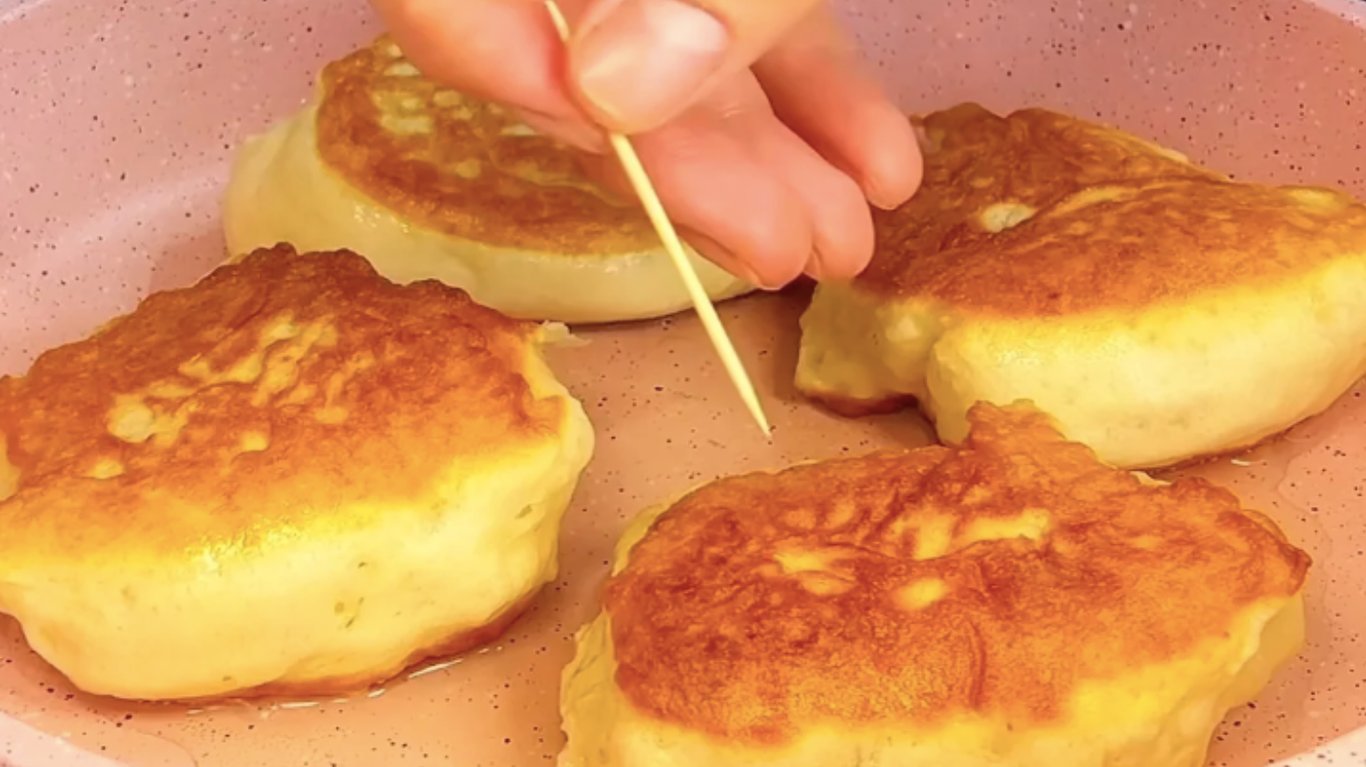 рецепт пишних оладок на сніданок