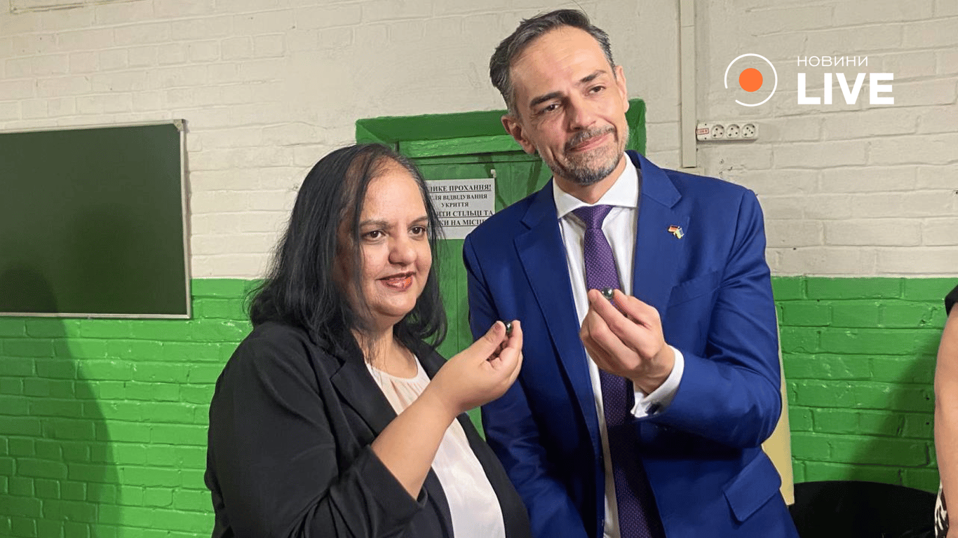 96 школа в Києві перший дзвоник