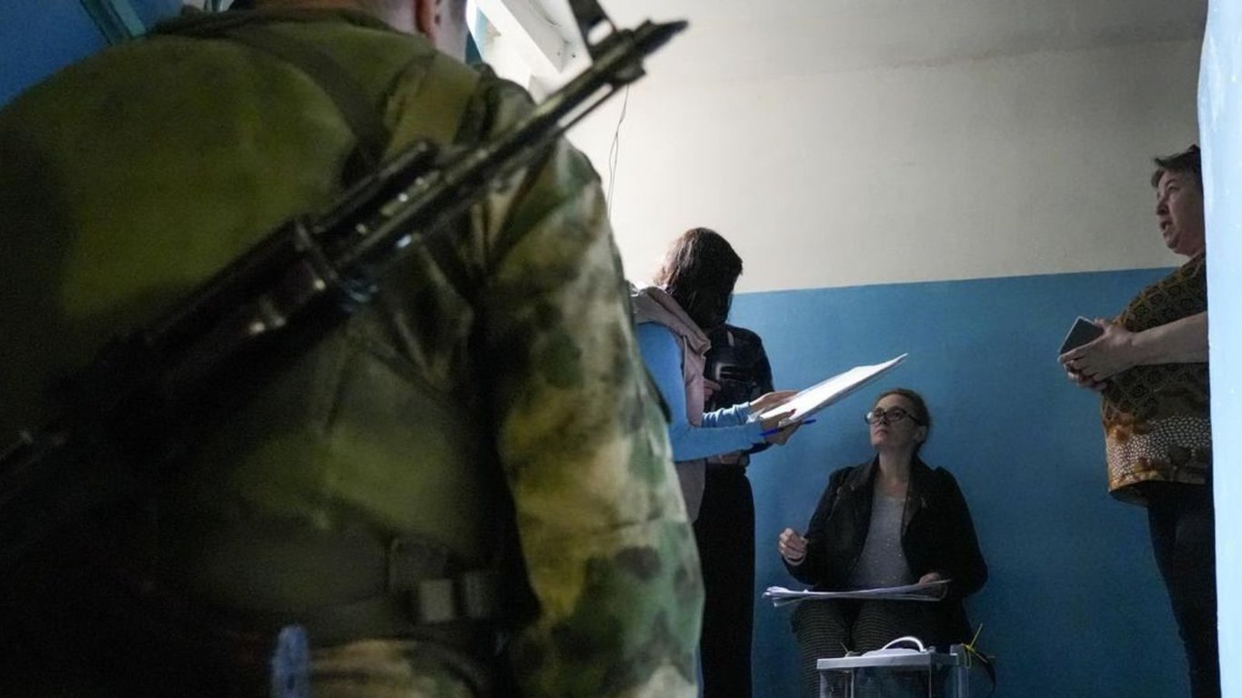 У Мелітополі "вибори": окупанти розпочали побудинкове голосування