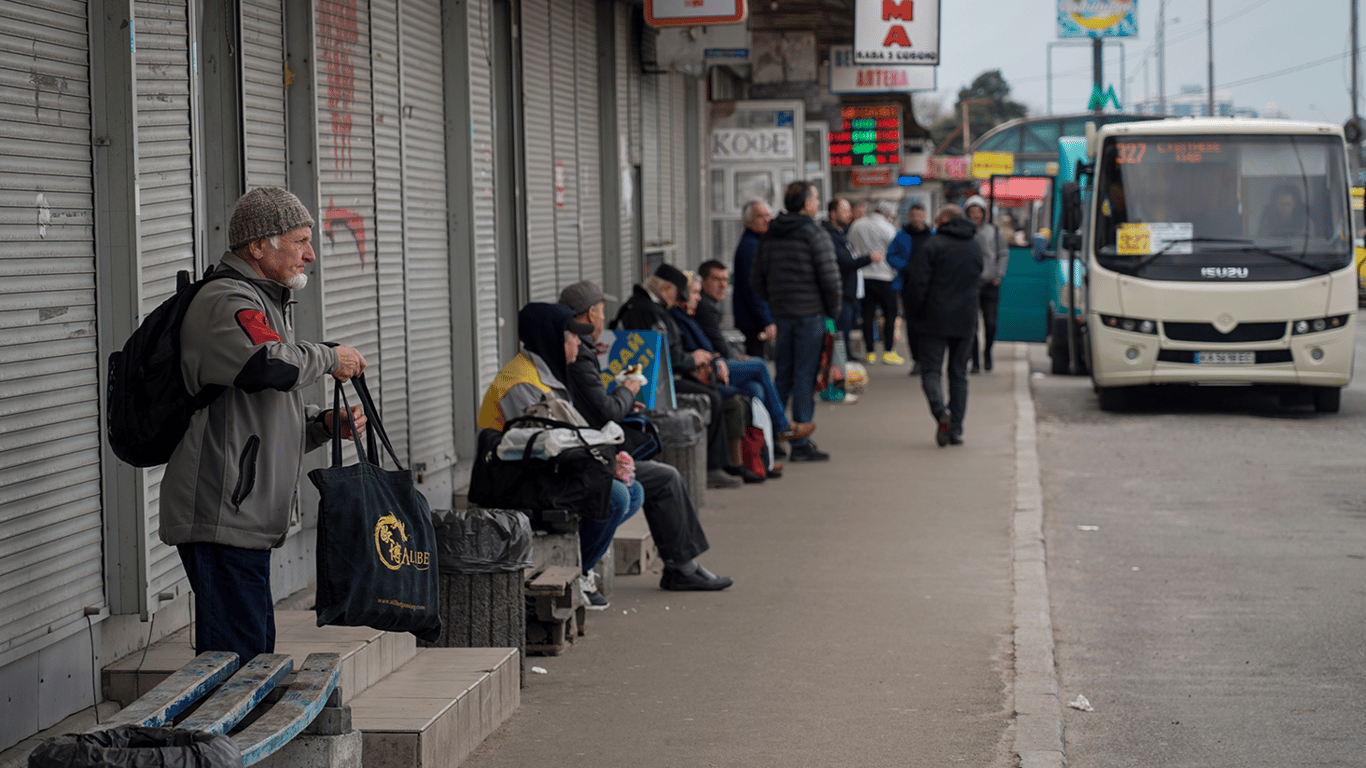 В КГВА объяснили, почему в киевских маршрутках до сих пор нет терминалов