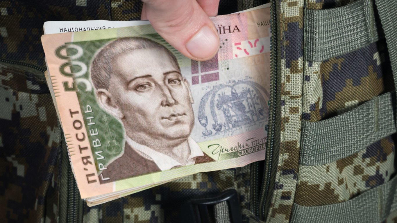 Виплати у 70 тис. грн у ЗСУ — коли чекати військовим на доплати