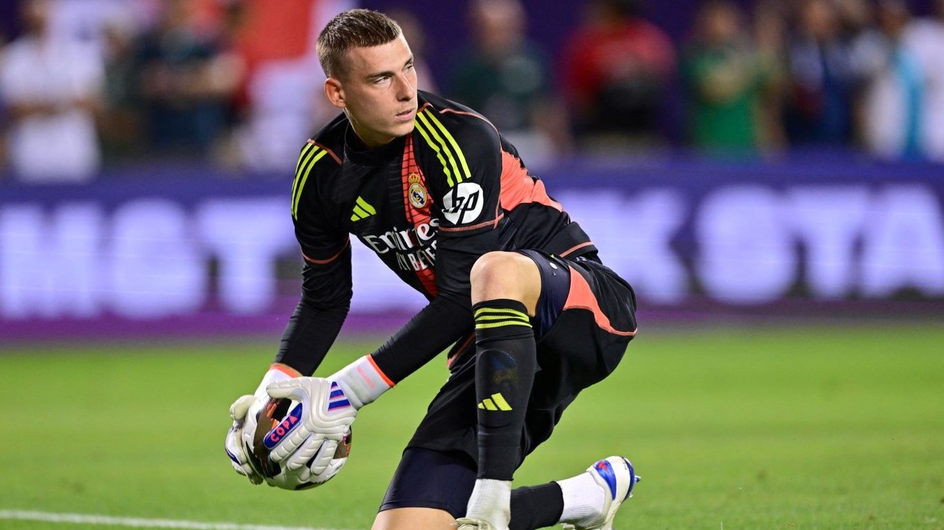 Андрей Лунин