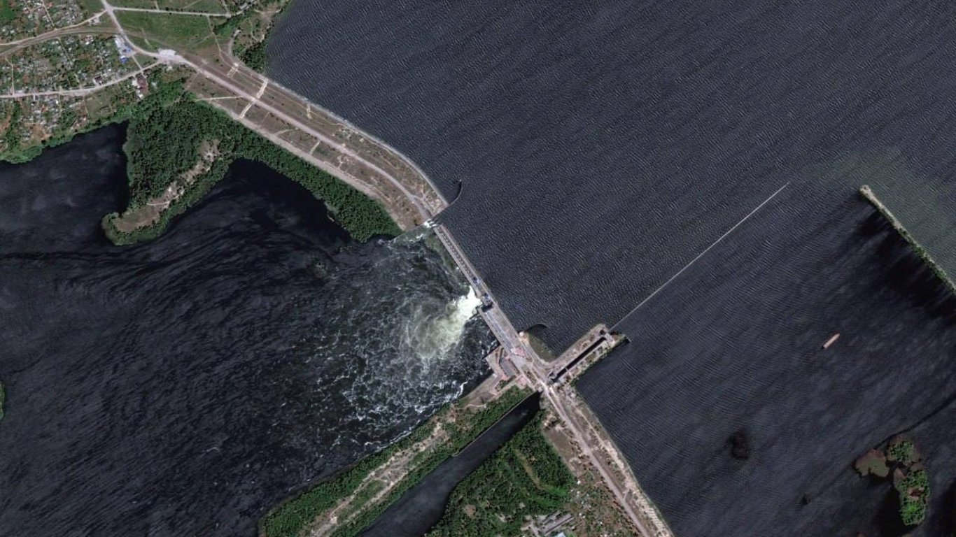 Международные эксперты заявили, что к подрыву Каховской ГЭС "вероятнее всего" причастна РФ