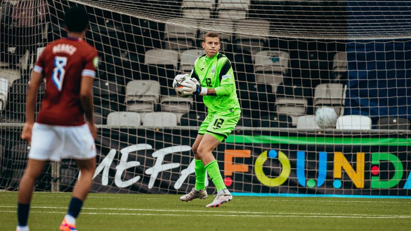 Владислав Крапівцов