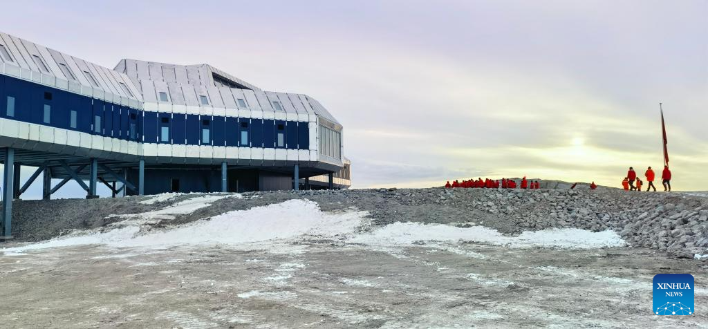 Китайская станция "Циньлин" в Антарктиде