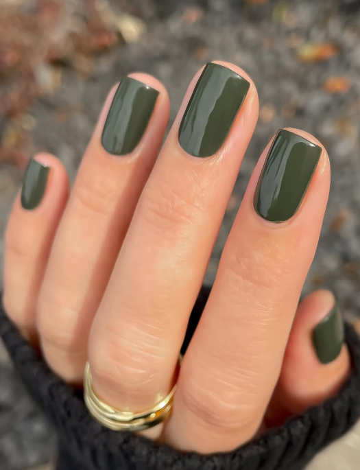 Які кольори манікюру будуть модними у жовтні