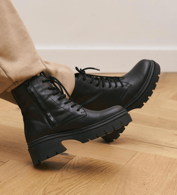 Яка модель масивного взуття цього сезону в тренді